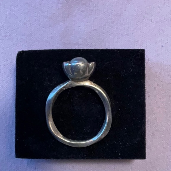 PANDORA grey pearl sterling silver ring - Picture 3 of 4